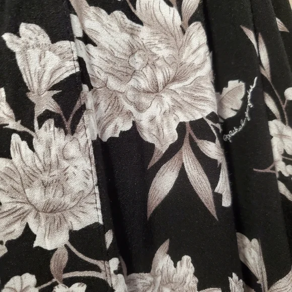 Spiritual Gangster Maya Black Floral Kimono Cover-up - Picture 9 of 10